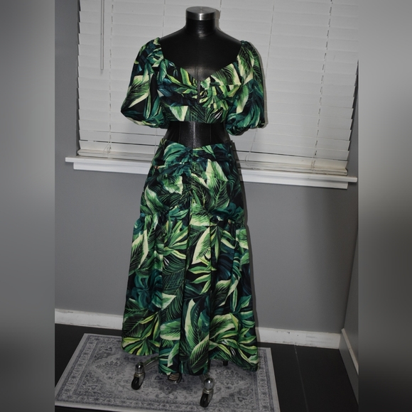 Tropical Resortwear Set (Cropped top and Maxi Skirt) - Picture 9 of 9